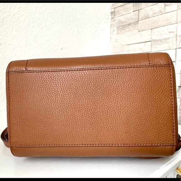 Michael Kors Ginger MD DRWS Backpack - Picture 4 of 8